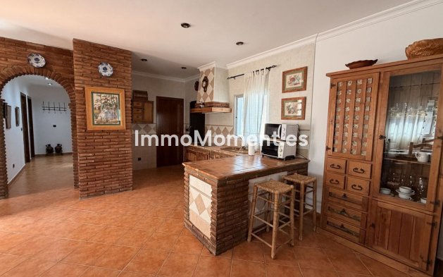 Revente - Maison de campagne - Intérieur                       - Almogía