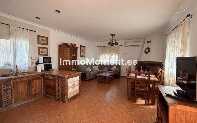 Revente - Maison de campagne - Intérieur                       - Almogía