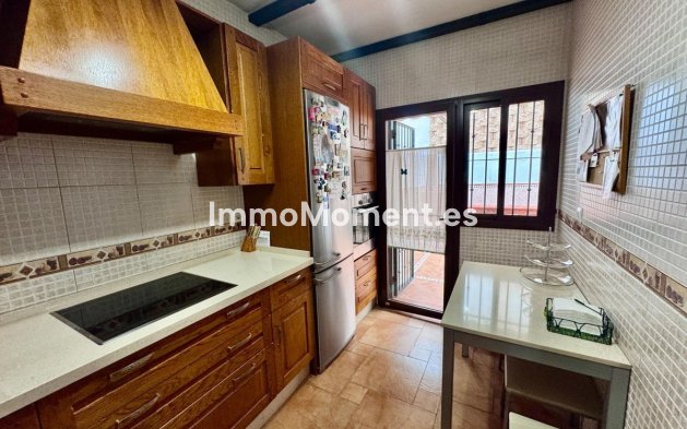 Wiederverkauf - Freistehende Villa - Benalmadena - Benalmadena Pueblo