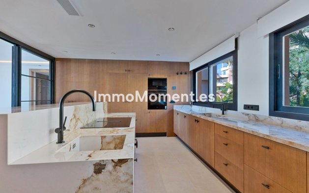 Revente - Appartement - Marbella - Nueva Andalucía