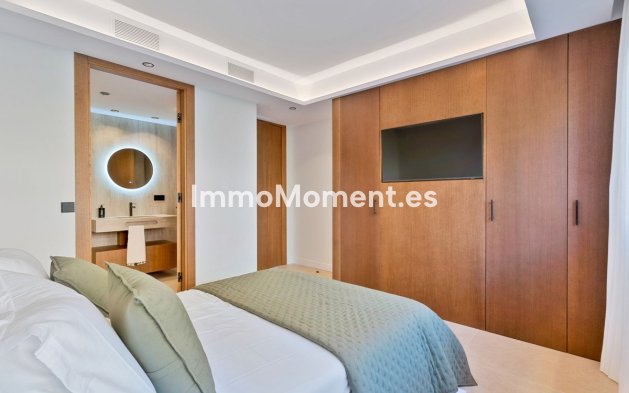 Revente - Appartement - Marbella - Nueva Andalucía