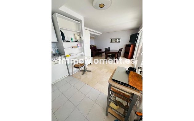 Resale - Apartment - Marbella - Marbesa