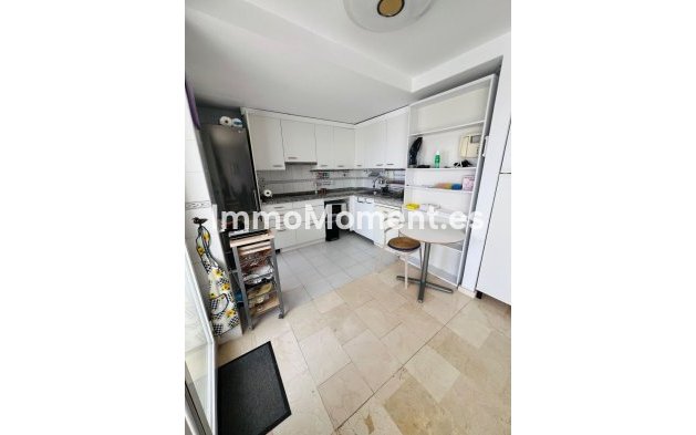Resale - Apartment - Marbella - Marbesa