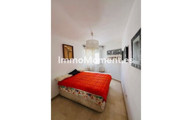 Resale - Apartment - Marbella - Marbesa