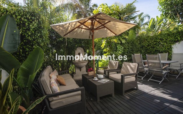 Wiederverkauf - Freistehende Villa - Marbella - Nueva Andalucía