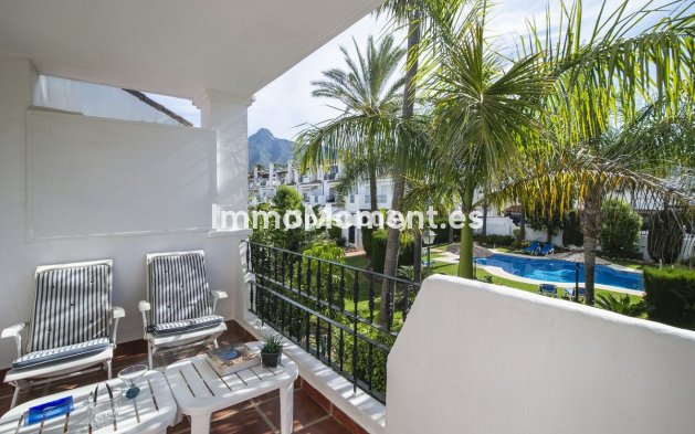 Wiederverkauf - Freistehende Villa - Marbella - Nueva Andalucía