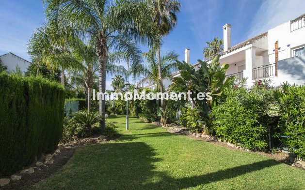 Wiederverkauf - Freistehende Villa - Marbella - Nueva Andalucía