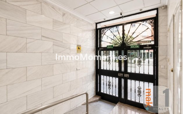 Revente - Appartement - Málaga - Haza Cuevas