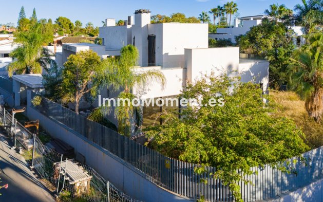 Wiederverkauf - Freistehende Villa - Marbella - Guadalmina Baja
