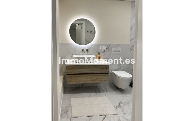 Wiederverkauf - Wohnung - Torrevieja - Torrevieja Centro