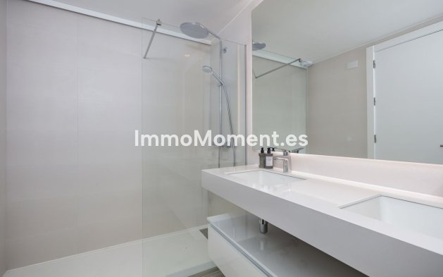 Resale - Townhouse - Estepona - Estepona Centro