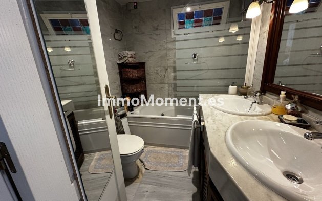 Revente - Maison mitoyenne - Marbella - Nagüeles