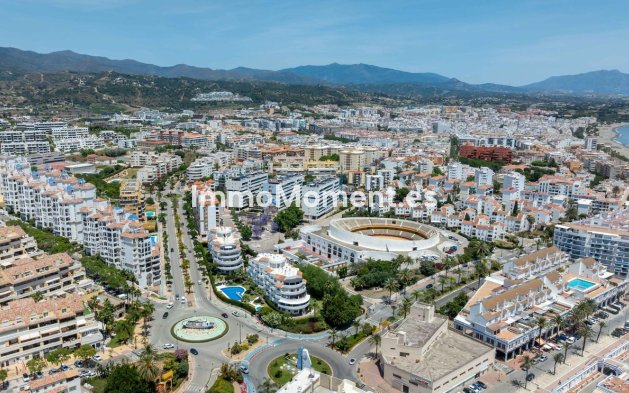 Revente - Appartement - Estepona  - Estepona Centro