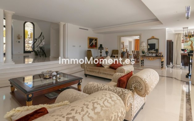Resale - Detached villa - Sotogrande