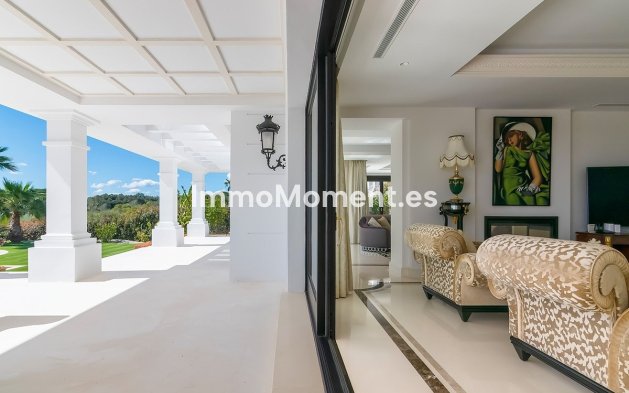 Resale - Detached villa - Sotogrande