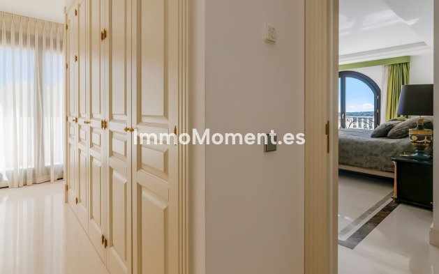 Resale - Detached villa - Sotogrande