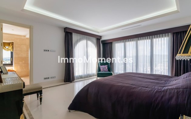 Resale - Detached villa - Sotogrande