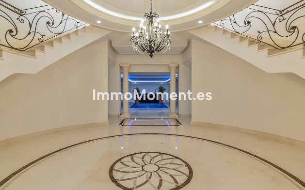 Resale - Detached villa - Sotogrande