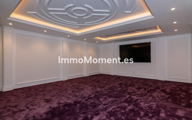 Resale - Detached villa - Sotogrande
