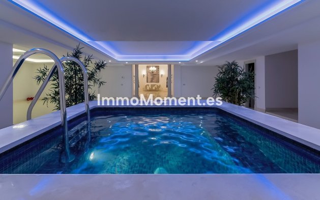 Resale - Detached villa - Sotogrande