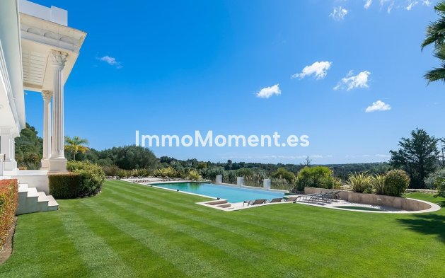 Resale - Detached villa - Sotogrande