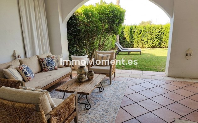 Resale - Apartment - Sotogrande