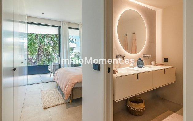 Resale - Apartment - Sotogrande