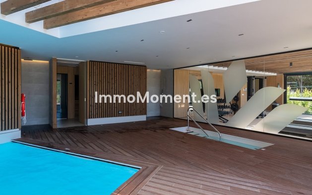 Resale - Apartment - Sotogrande