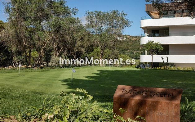Resale - Apartment - Sotogrande