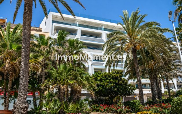 Resale - Apartment - Estepona - Estepona Centro