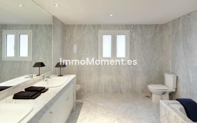 Wiederverkauf - Wohnung - Marbella - Puerto Banús