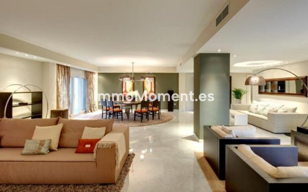 Wiederverkauf - Wohnung - Marbella - Puerto Banús