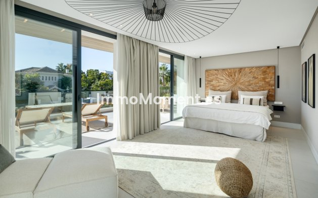 Resale - Detached villa - Marbella - Nueva Andalucía