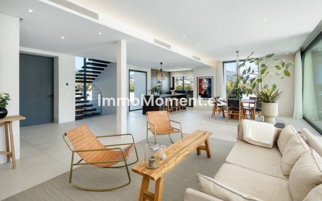 Resale - Detached villa - Marbella - Nueva Andalucía