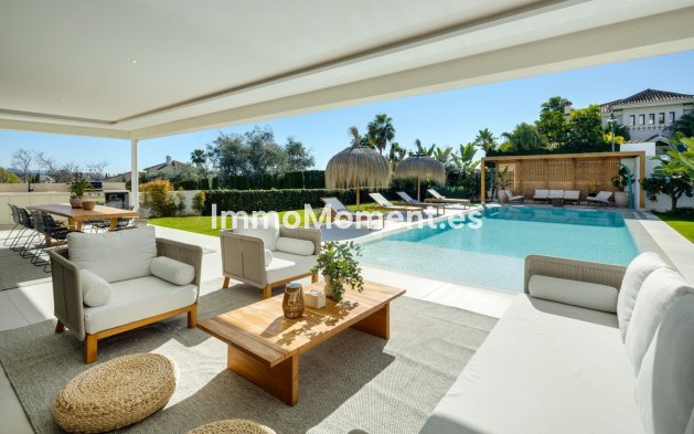 Resale - Detached villa - Marbella - Nueva Andalucía
