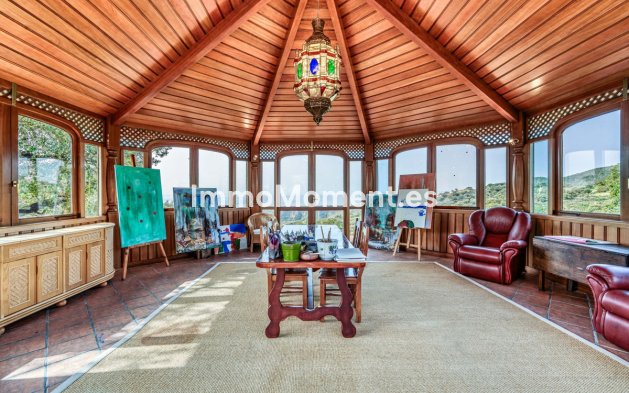 Wiederverkauf - Freistehende Villa - Marbella - La Mairena