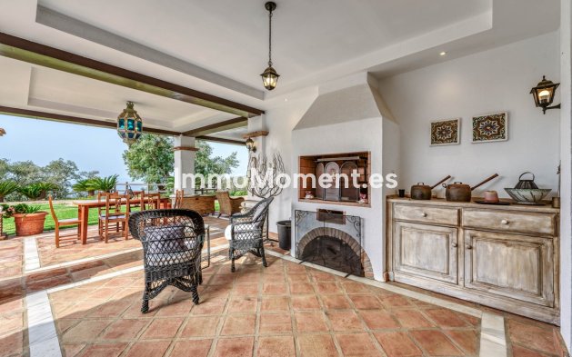Wiederverkauf - Freistehende Villa - Marbella - La Mairena