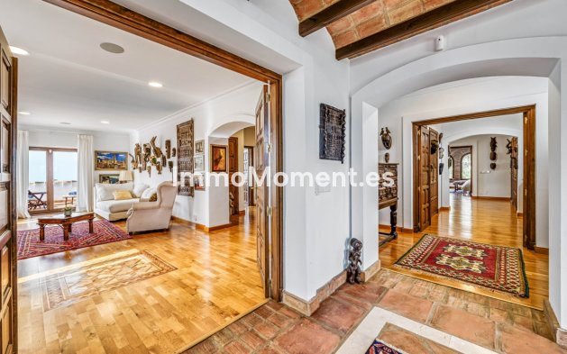 Wiederverkauf - Freistehende Villa - Marbella - La Mairena