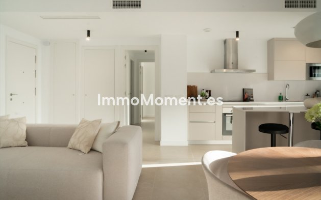 Resale - Apartment - Estepona - Estepona Centro
