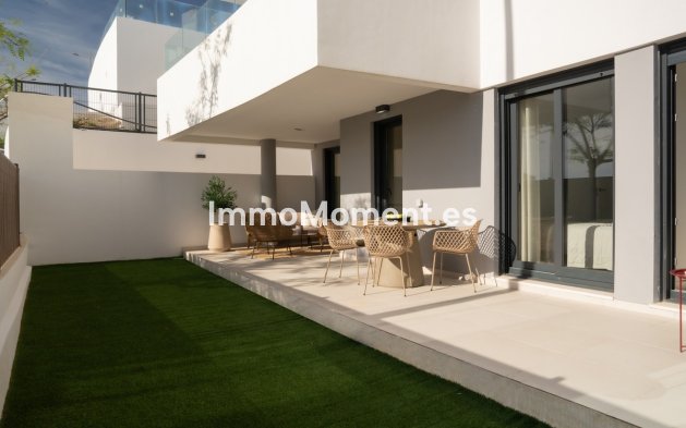 Resale - Apartment - Estepona - Estepona Centro