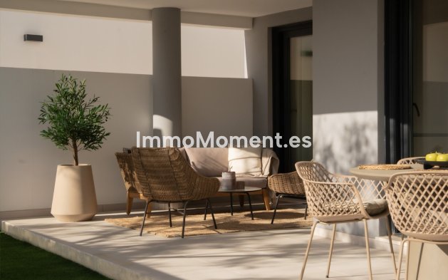 Resale - Apartment - Estepona - Estepona Centro