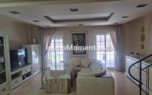 Revente - Maison mitoyenne - Estepona  - Estepona Centro