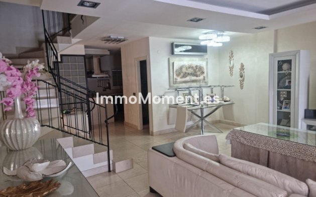 Revente - Maison mitoyenne - Estepona  - Estepona Centro