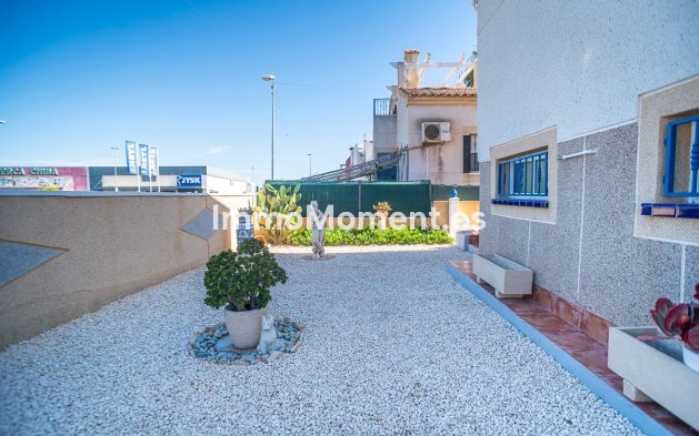 Reventa - Villa independiente - Orihuela - Los Altos