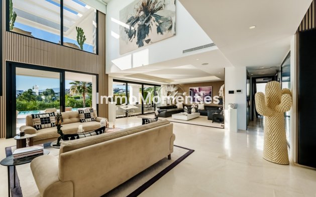 Wiederverkauf - Freistehende Villa - Marbella - Nueva Andalucía
