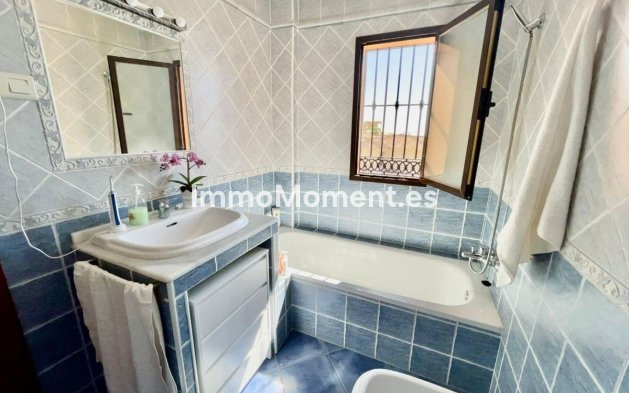 Wiederverkauf - Freistehende Villa - Benalmadena - Benalmadena Centro