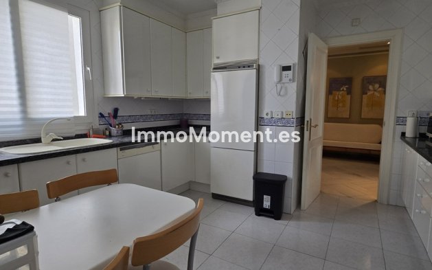 Wiederverkauf - Wohnung - Torremolinos - Torremolinos Centro
