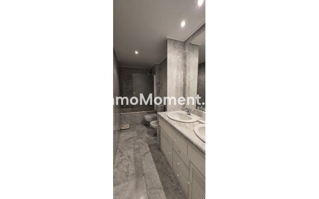 Wiederverkauf - Wohnung - Torremolinos - Torremolinos Centro