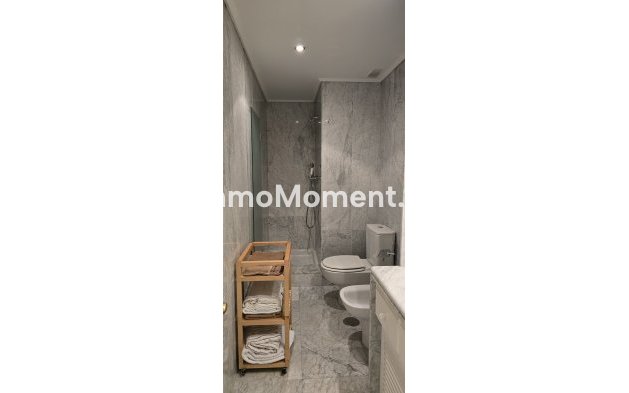 Wiederverkauf - Wohnung - Torremolinos - Torremolinos Centro