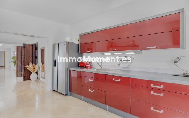 Revente - Villa individuelle - Estepona  - Estepona Centro